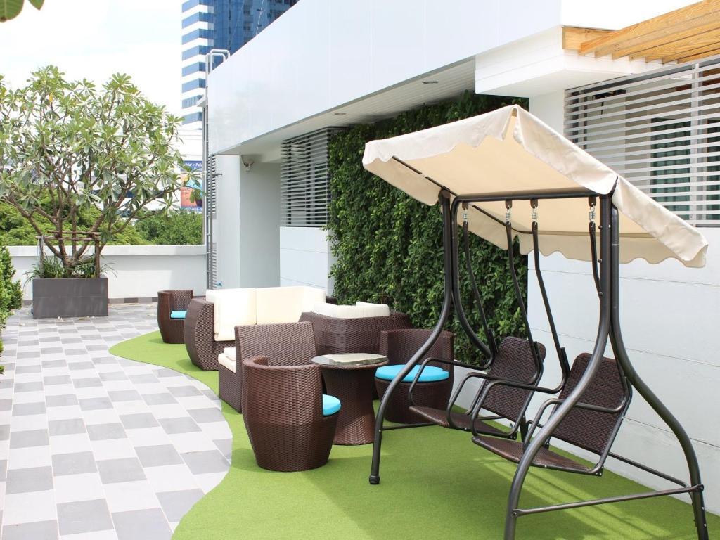 The Moonite Boutique Hotel Bangkok Buitenkant foto